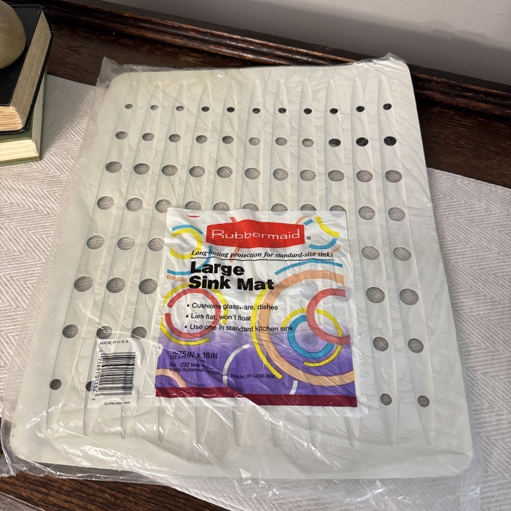 NEW SEALED - 1993 Rubbermaid Large Sink Mat 12.75" x 16" (WHITE) #1292